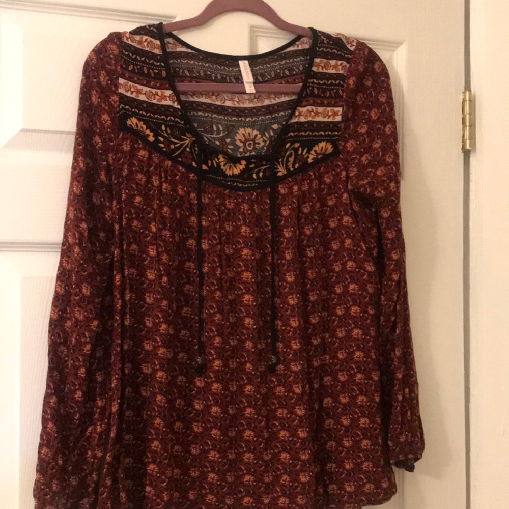 Long sleeve boho dark red shirt